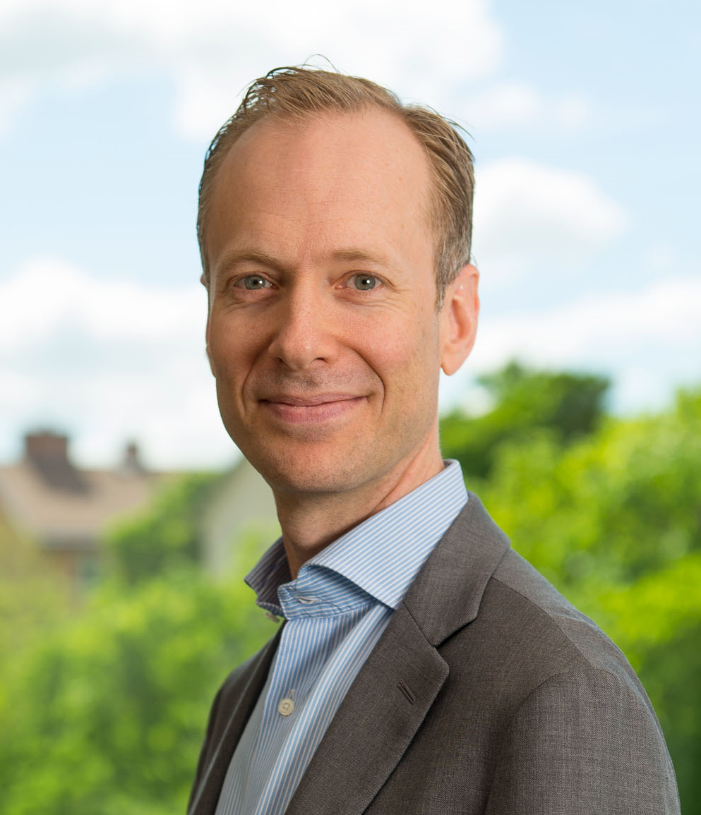 Johan Emthén på EFFSO hjälper dig att hitta nya medarbetare till din inköpsorganisation